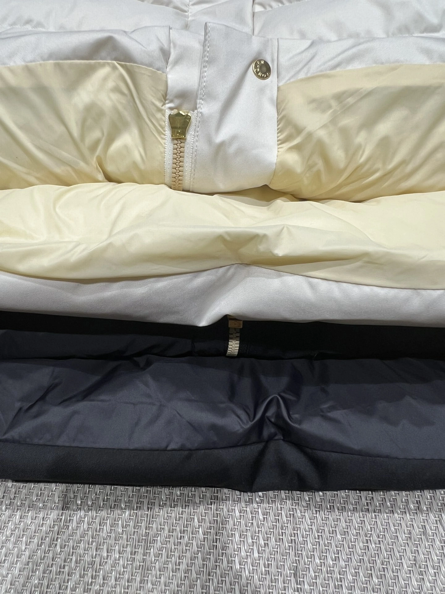wg.luxury-- 7o9385r Down jacket white goose down 2colour item: E-F140J1220-2H